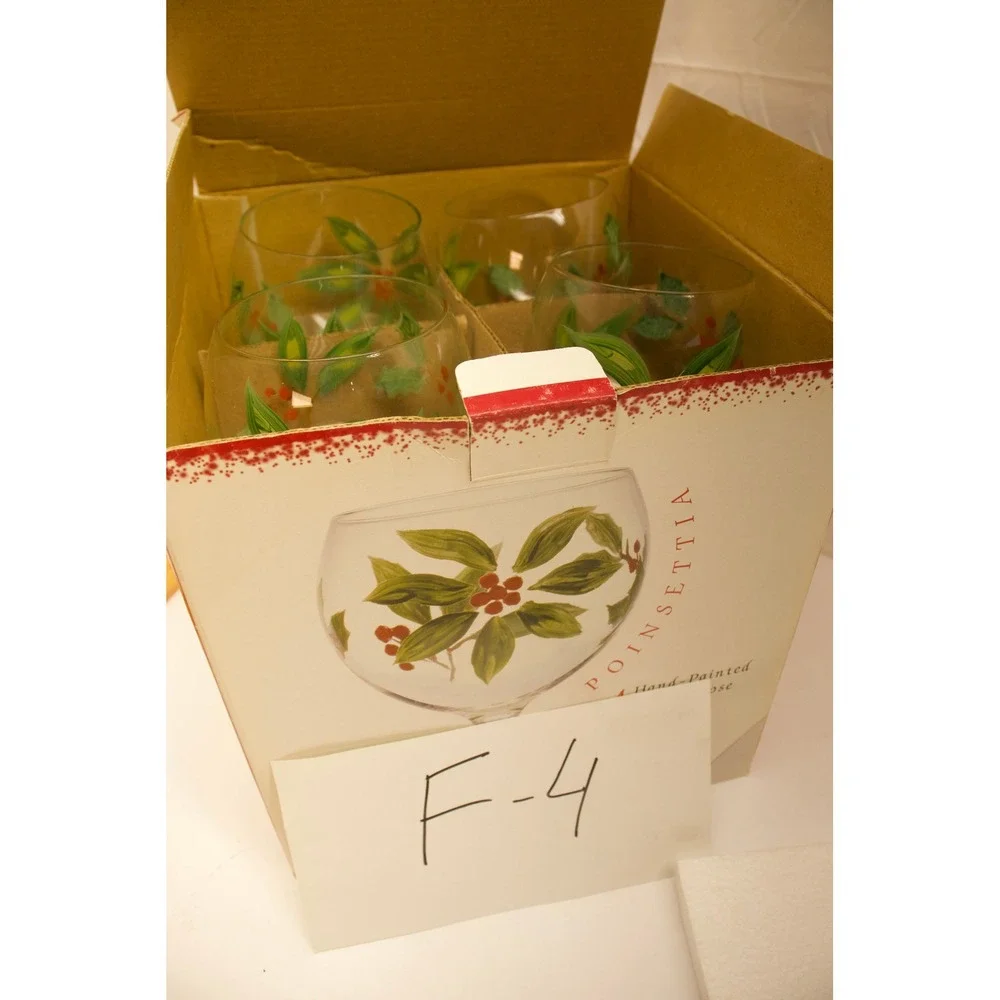 Block Basics Poinsettia Hand Painted All Purpose Goblets Set of 4 Christmas Wine